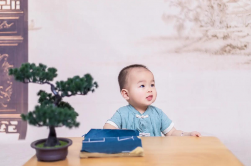 舟山宝宝喊肚子疼怎么回事
